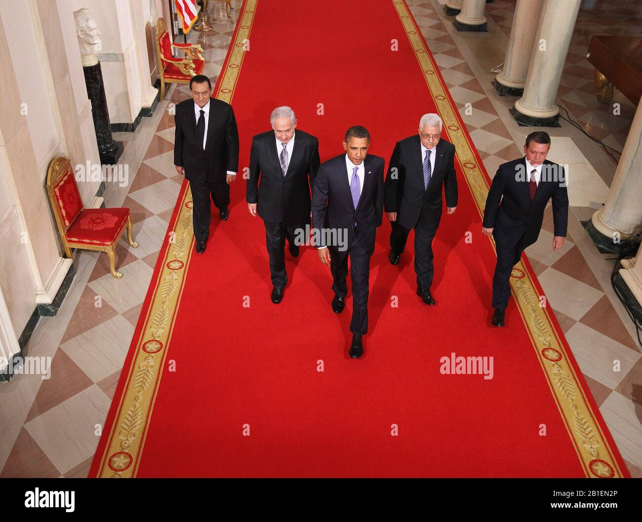(L-R) Egyptian President Hosni Mubarak, Israeli Prime Minister Benjamin Netanyahu, U.S. President Barack Obama, Palestinian Authority President Mahmoud Abbas, and King Abdullah II of Jordan walk toward the East Room of the White House for statements on the first day of the Middle East peace talks September 1, 2010 in Washington, DC. The White House has kicked off a new round of direct peace talks for the Middle East, the first one in more than 18 months.  .Credit: Alex Wong - Pool via CNP | usage worldwide Stock Photo