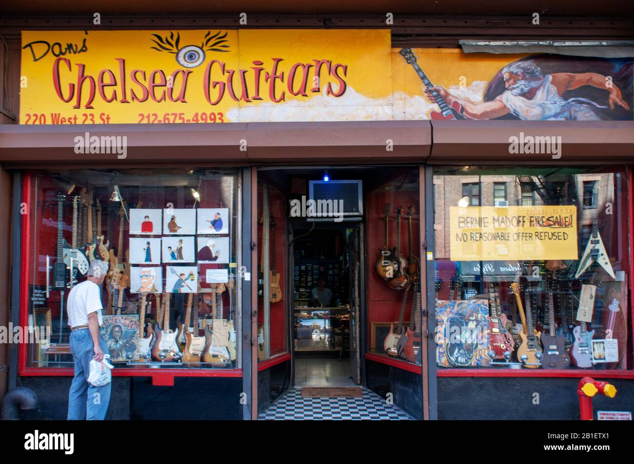 Chelsea guitar shop new york. USA. Dan's Chelsea Guitars. 23th St @ 7th Av. Next to Chelsea Hotel.  Manhattan New York City USA Stock Photo
