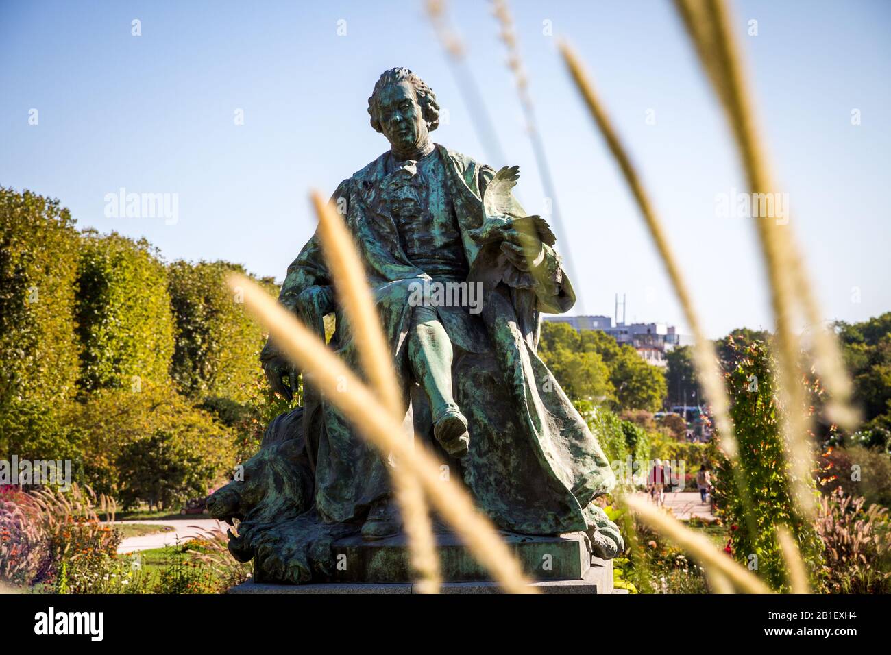 Buffon bronze statue in the Jardin des plantes Park, Paris, France