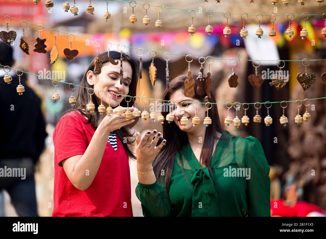 Friendship necklace hi-res stock 