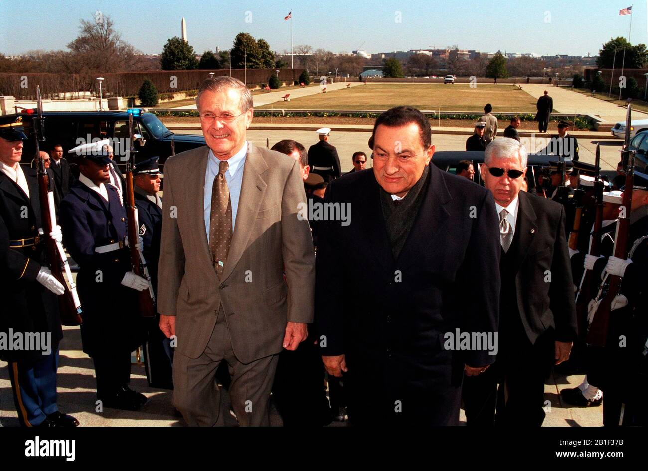 Secdef donald h rumsfeld hi-res stock photography and images - Alamy