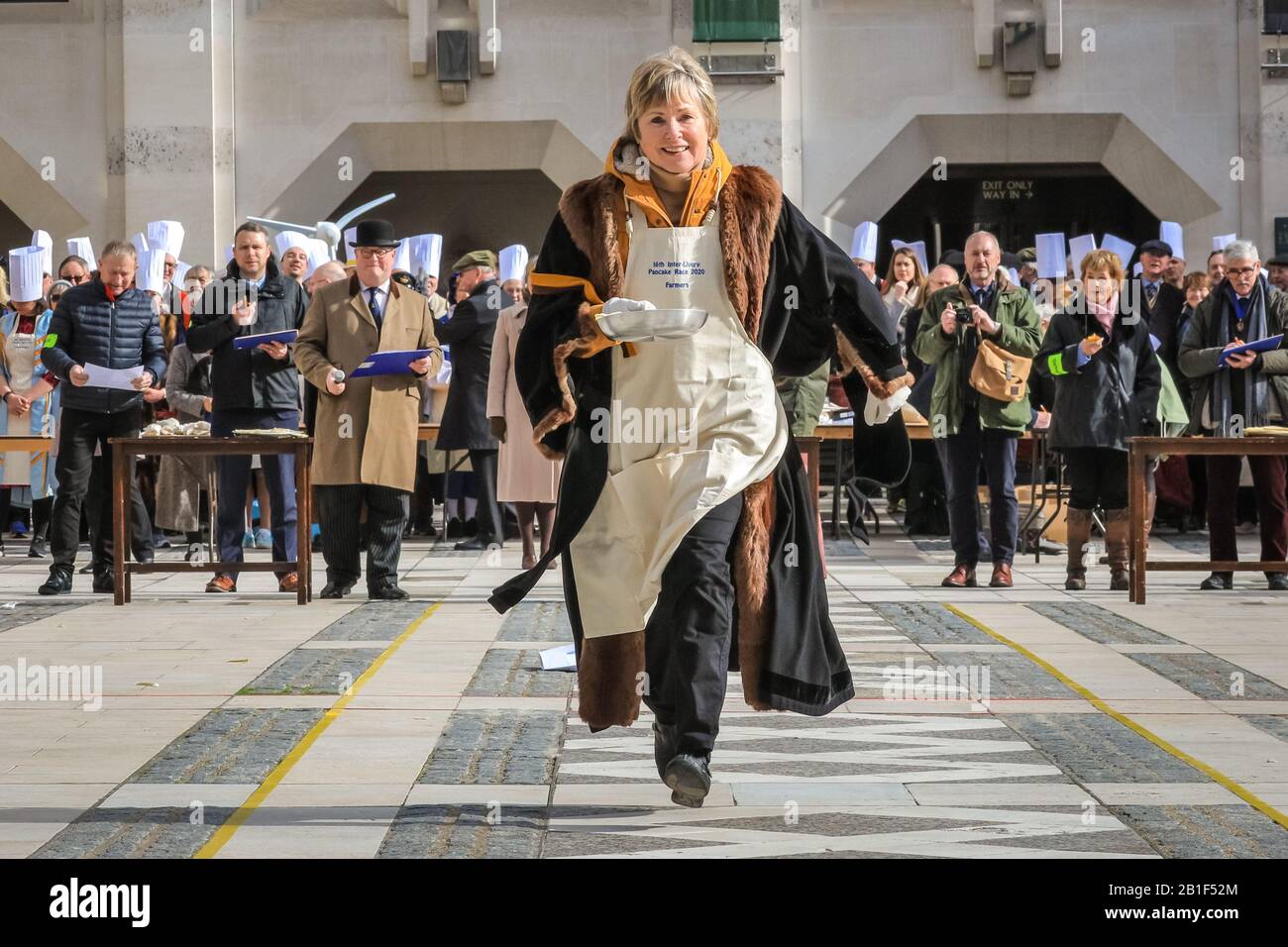 Guildhall, London, UK. 25th Feb, 2020. The contestants race with their