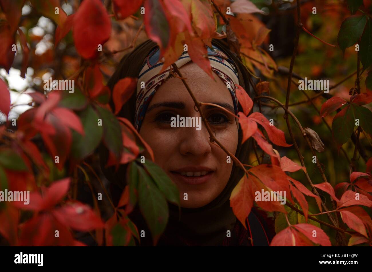 Pakistan muslim woman hijab hi-res stock photography and images - Alamy