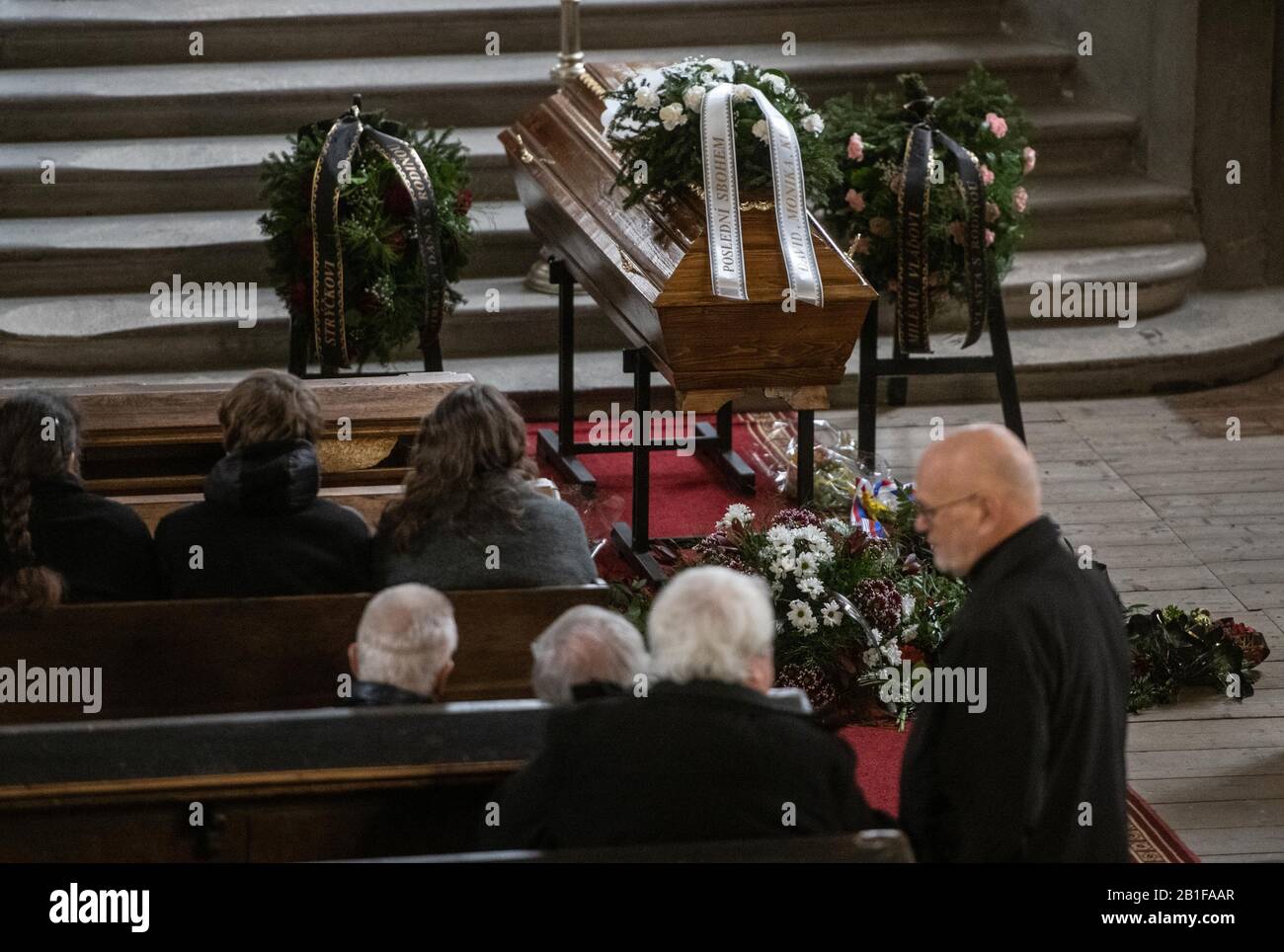 Melnik, Czech Republic. 25th Feb, 2020. Last farewell to Vladimir Hradec, who cooperated with the anti-communist resistence group of Masin brothers in the 1950s, was held on February 25, 2020, in Melnik, Czech Republic. Hradec died at the age of 88 years. Credit: Vit Cerny/CTK Photo/Alamy Live News Stock Photo