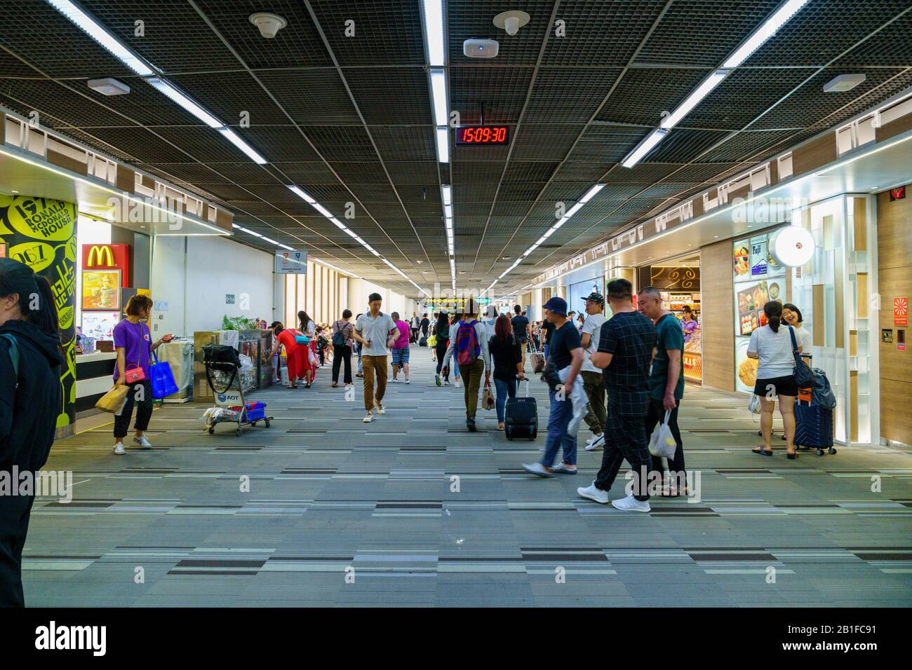 DON MUEANG AIRPORT, DON MUEANG/THAILAND - JULY 12: Walkway In ...