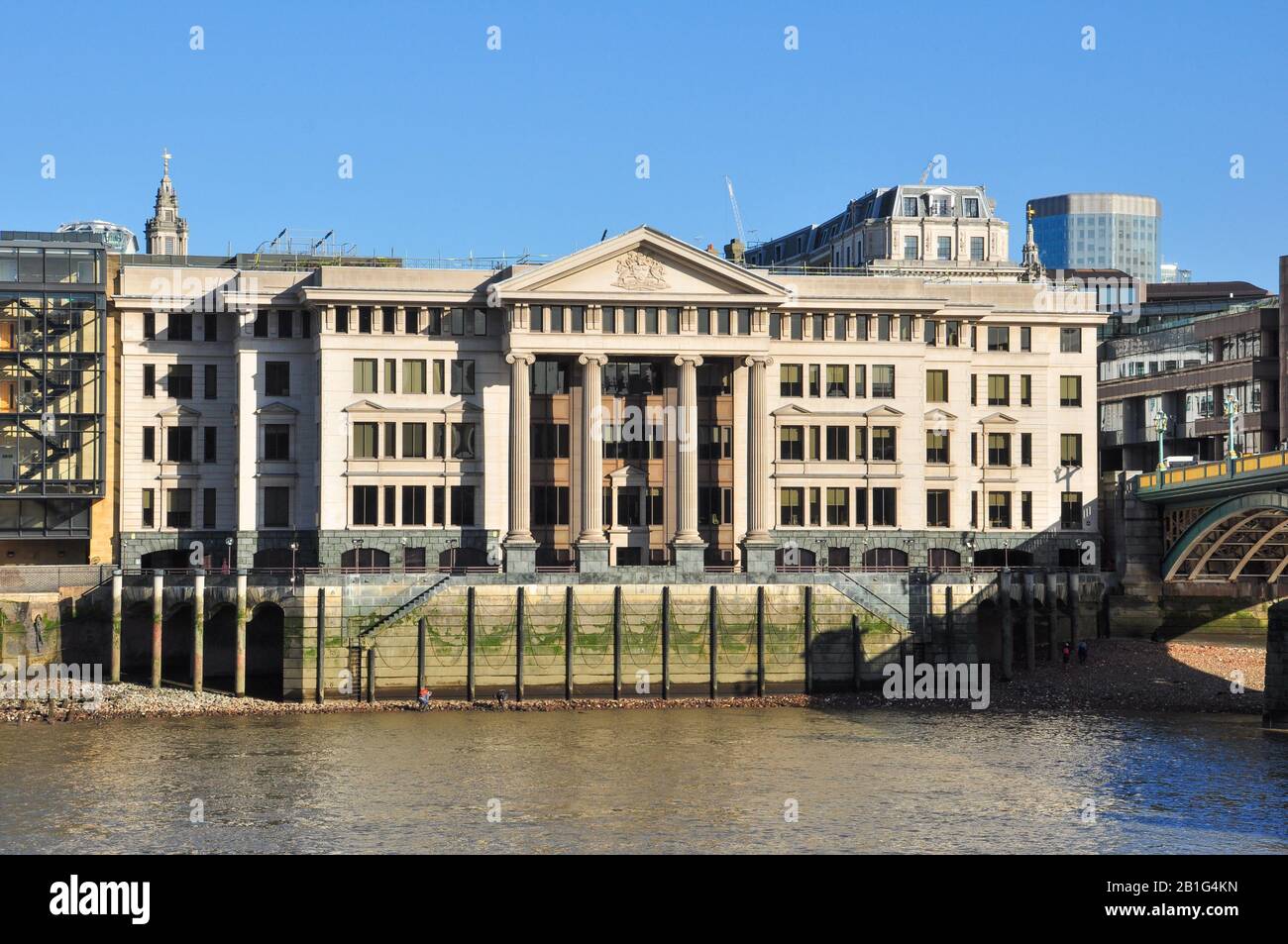 The Vintners' Hall, facing the River Thames beside Southwark Bridge. London, England, UK Stock Photo