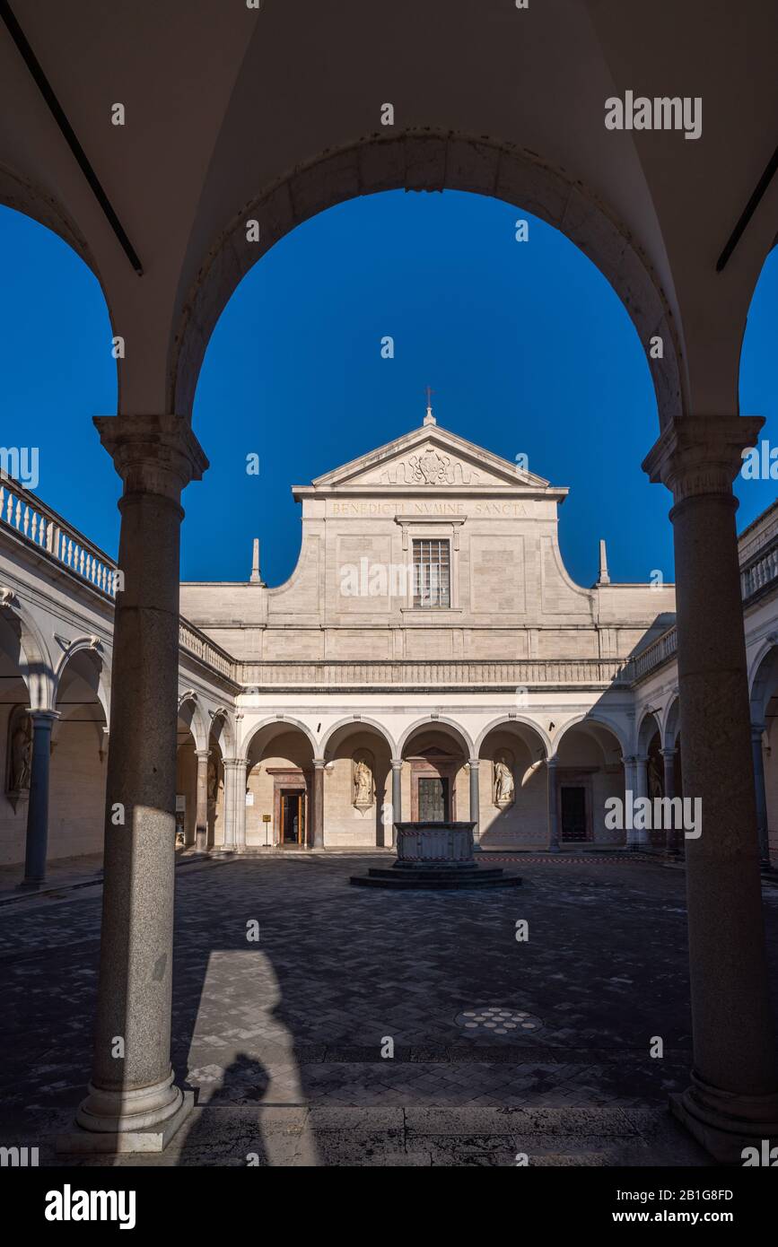 Cathedral of the Benedictine abbey of Montecassino, Cloister of the benefactors Stock Photo
