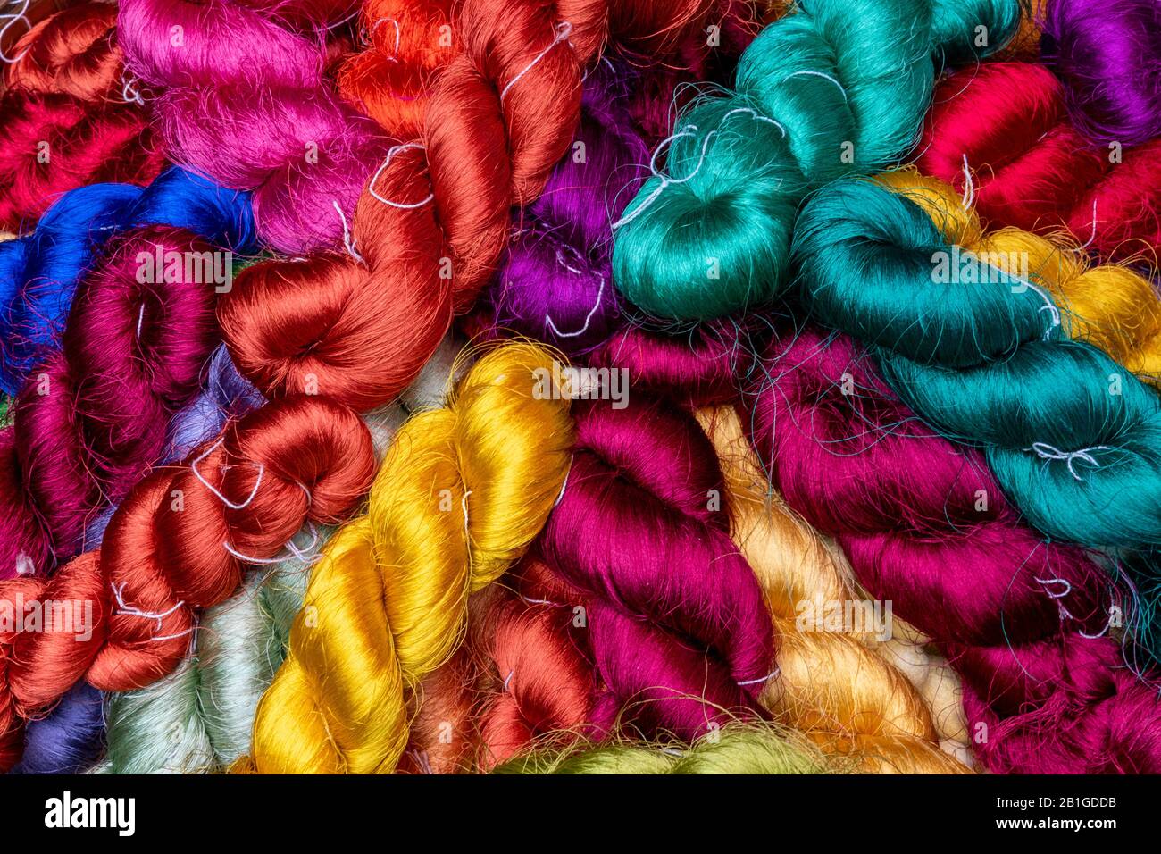 Mulberry silk hi-res stock photography and images - Alamy