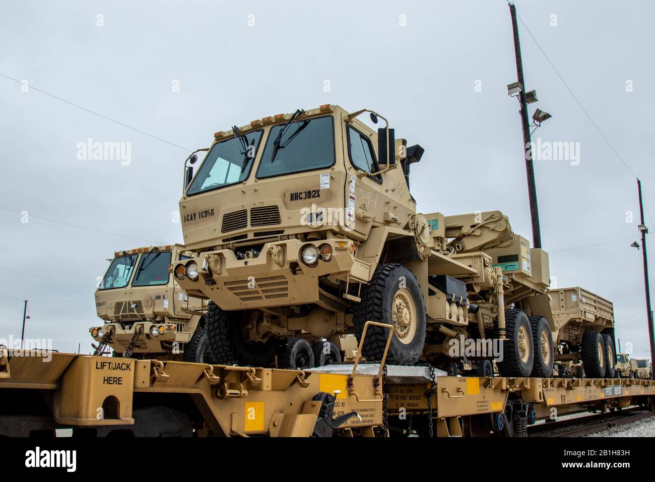 1st Cavalry Division Sustainment begins to load vehicles during rail ...