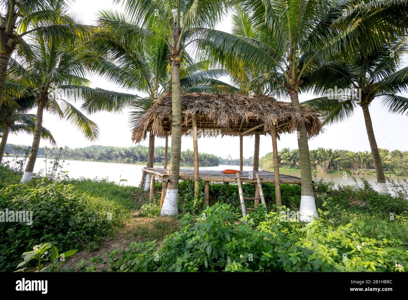 Coconut leaf hut hires stock photography and images Alamy