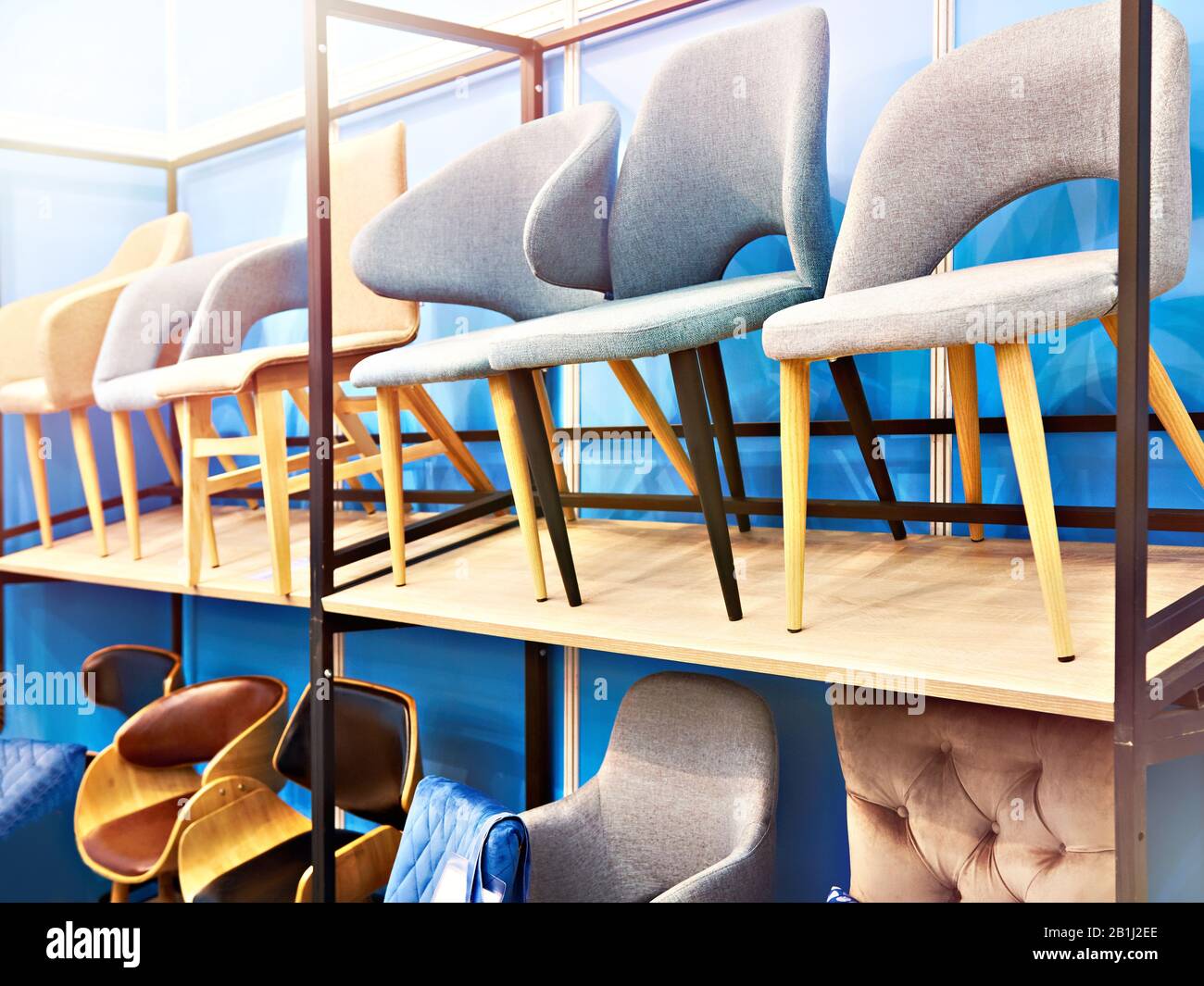 Chairs in the furniture store Stock Photo - Alamy