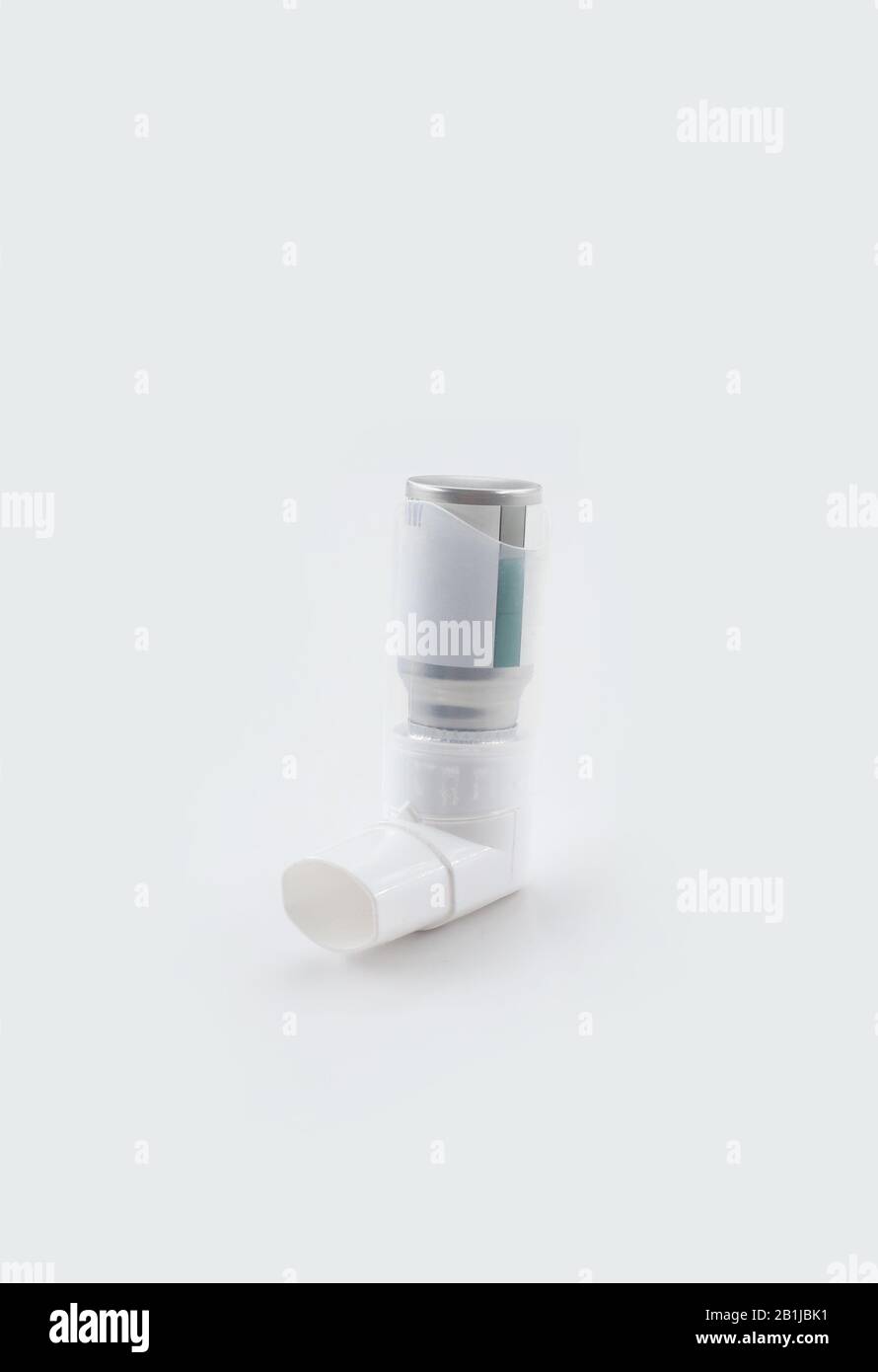 Asthma inhaler spray hi-res stock photography and images - Alamy