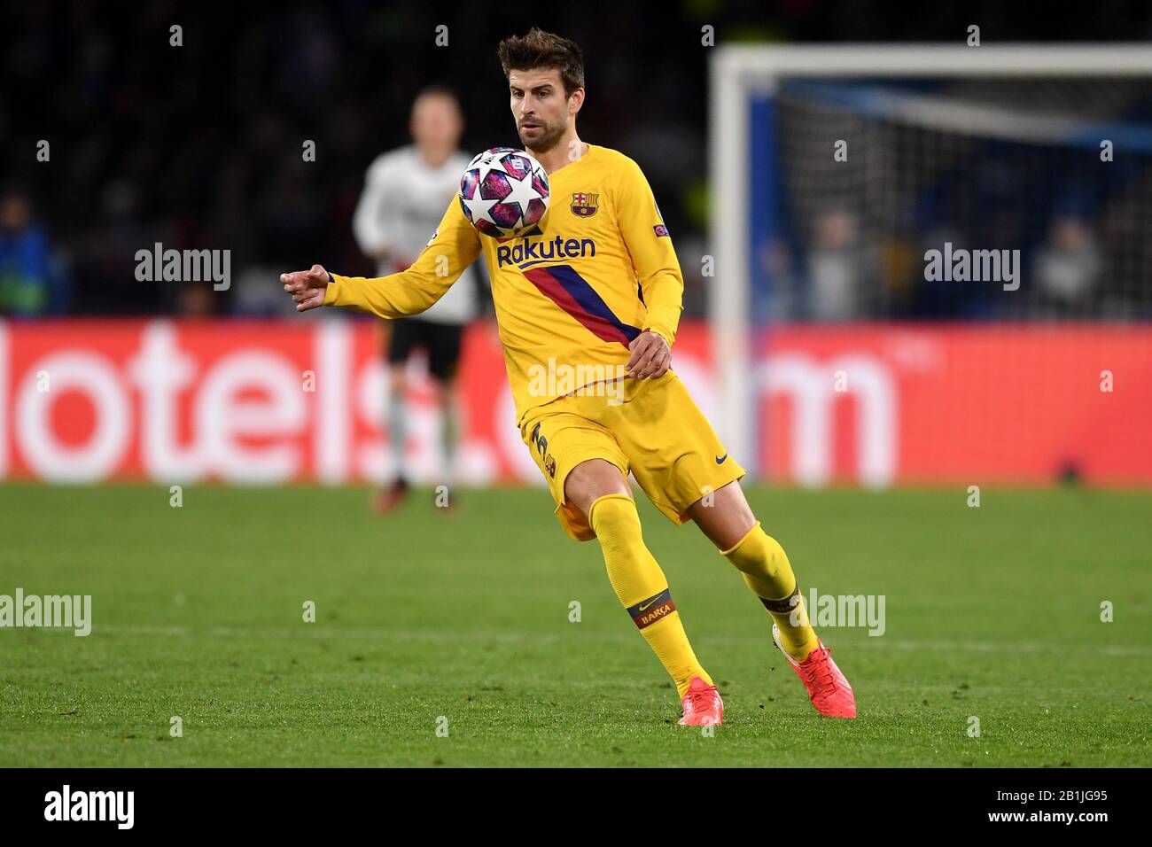 Napoli, Italy. 25th Feb, 2020. Gerard Pique of FC Barcelona Napoli 25-02-2020 Stadio San Paolo Football Champions League 2019/2020 - Round 16, 1st leg SSC Napoli - FC Barcelona Photo Antonietta Baldassarre/Insidefoto Credit: insidefoto srl/Alamy Live News Stock Photo