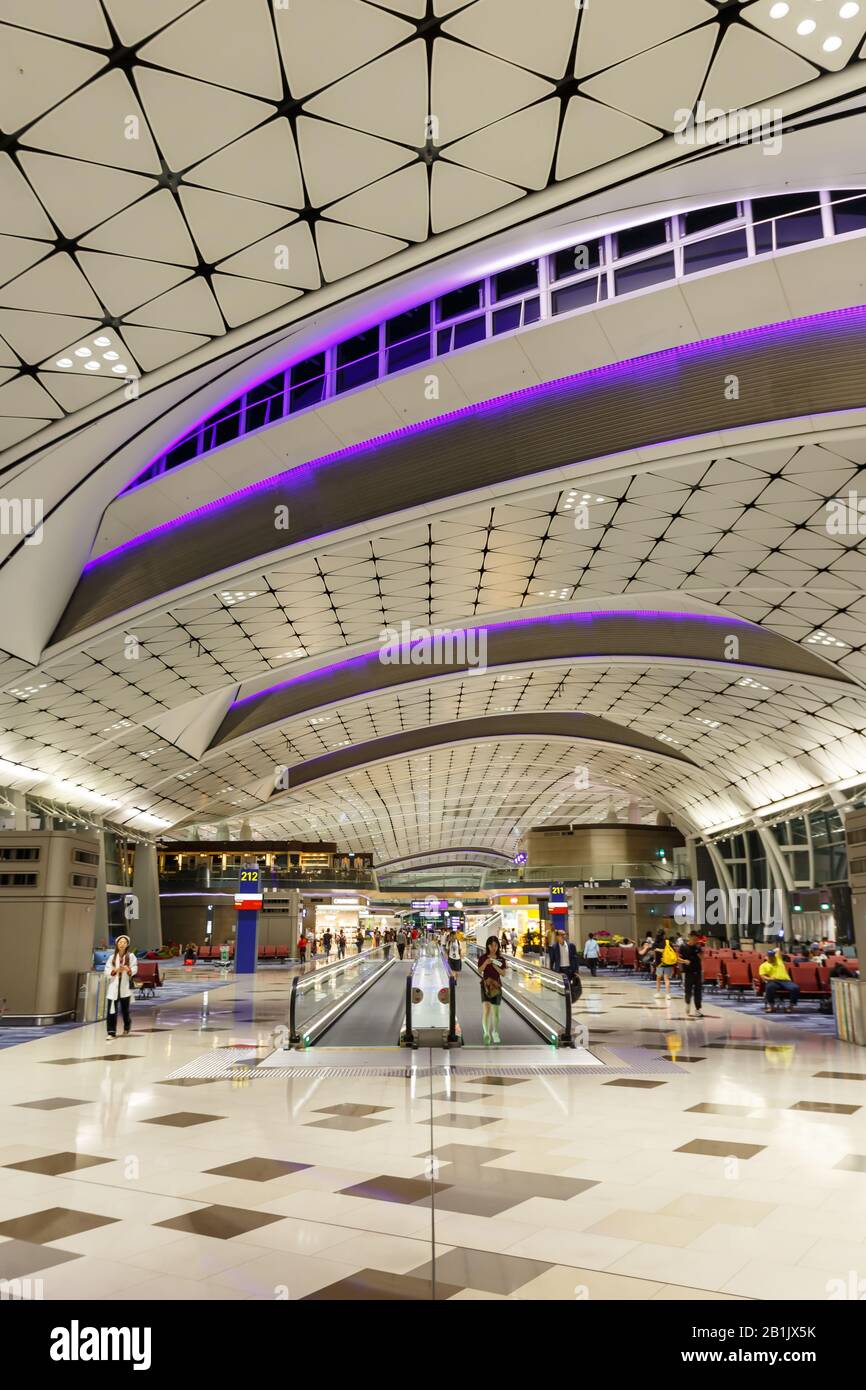 Hong Kong, China - September 20, 2019: Cathay Dragon headquarters at Hong  Kong airport (HKG) in China Stock Photo - Alamy