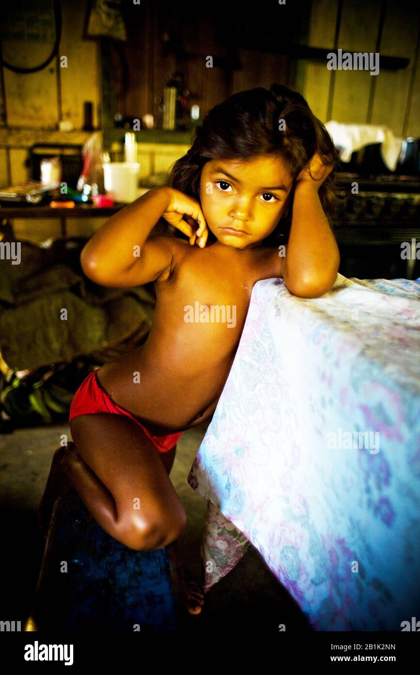 Junior teen nn Child, Mirapinima Community, Negro River, Novo Airão, Amazonas, Brazil  Stock Photo - Alamy