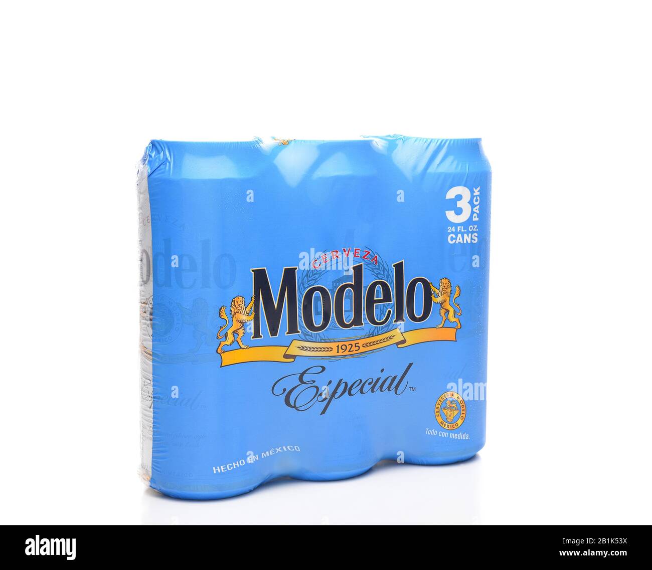 IRVINE, CALIFORNIA - MARCH 21, 2018: 3 pack of Modelo Especial cans. First bottled in 1925, Modelo Especial is the number 2 imported beer in the U.S. Stock Photo
