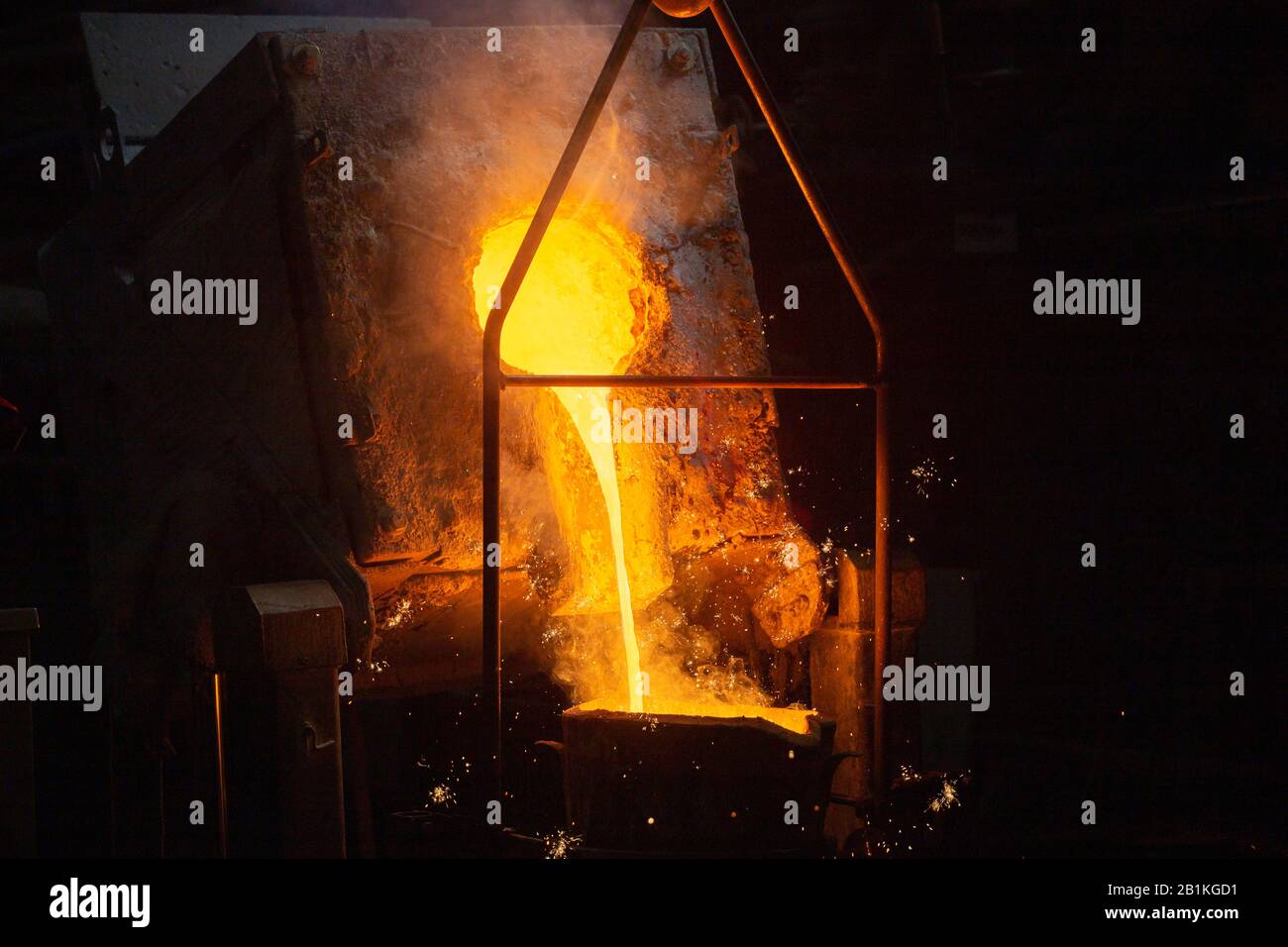 Molten Steel Ladle High Resolution Stock Photography and Images - Alamy