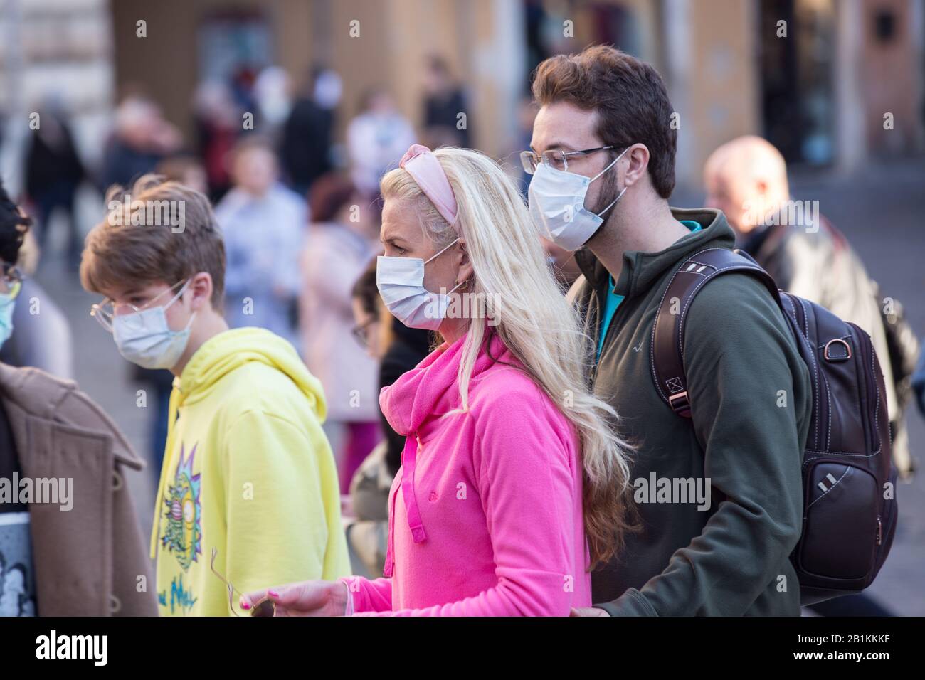 Roma, Italy. 25th Feb, 2020. People wear antivirus masks to protect themselves from Corovinavirus in Rome, in Piazza della Rotonda, in front of the Pantheon (Photo by Matteo Nardone/Pacific Press/Sipa USA) Credit: Sipa USA/Alamy Live News Stock Photo