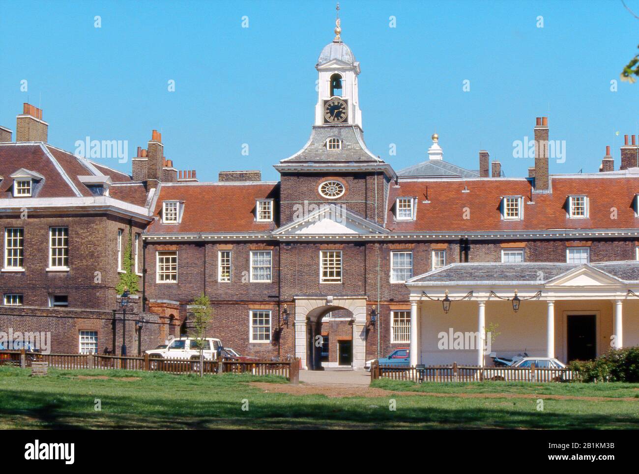 Kensington Palace, London, England. Kensington Palace was the home of HRH Diana, Princess of Wales and is now home to Duke and Duchess of Cambridge. Stock Photo