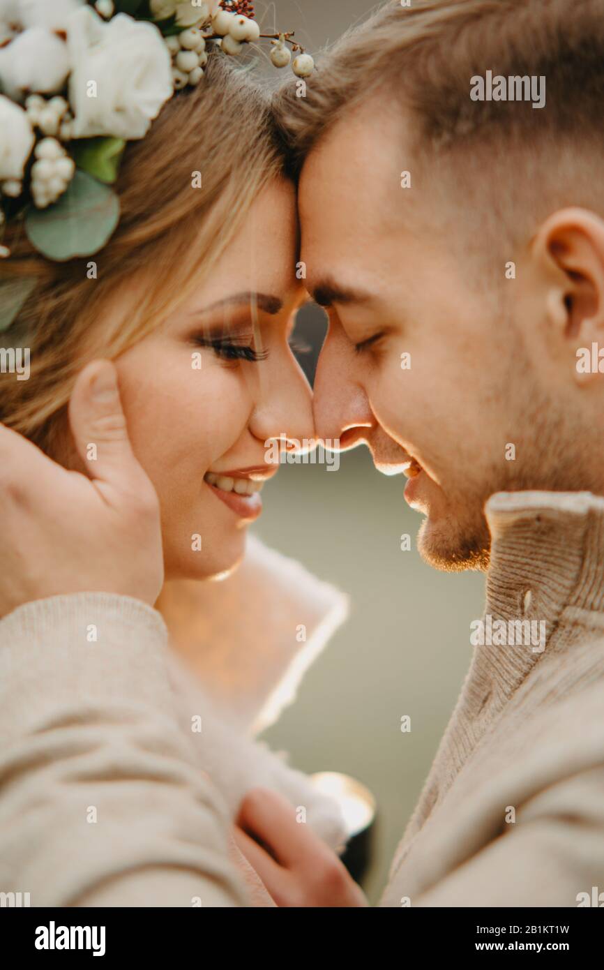 Newlyweds stand hi-res stock photography and images - Alamy