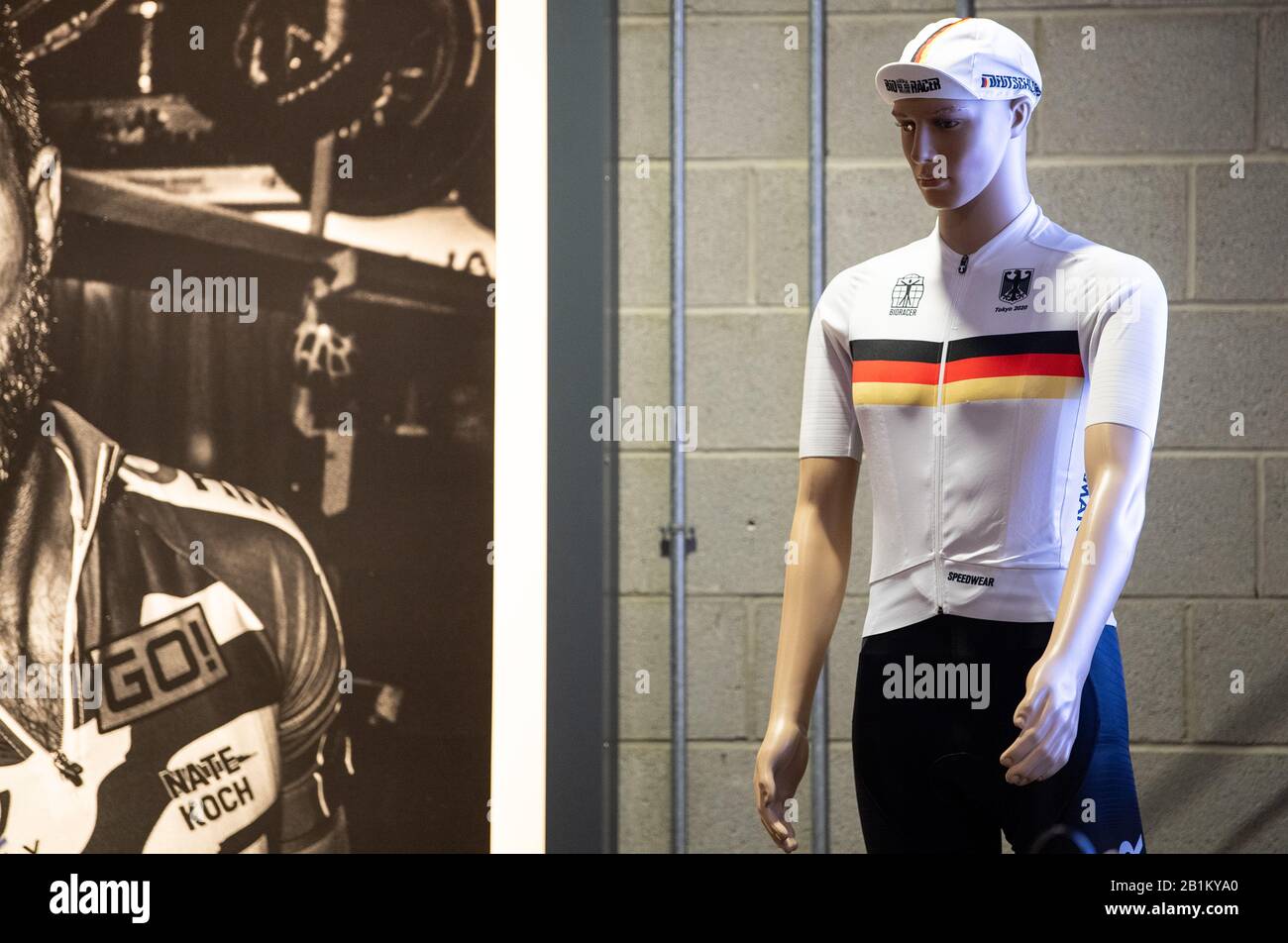 Berlin, Germany. 26th Feb, 2020. Cycling/Railway: World Championship: A mannequin wears the cyclists' jersey for the 2020 Olympic Games in Tokyo. Credit: Sebastian Gollnow/dpa/Alamy Live News Stock Photo