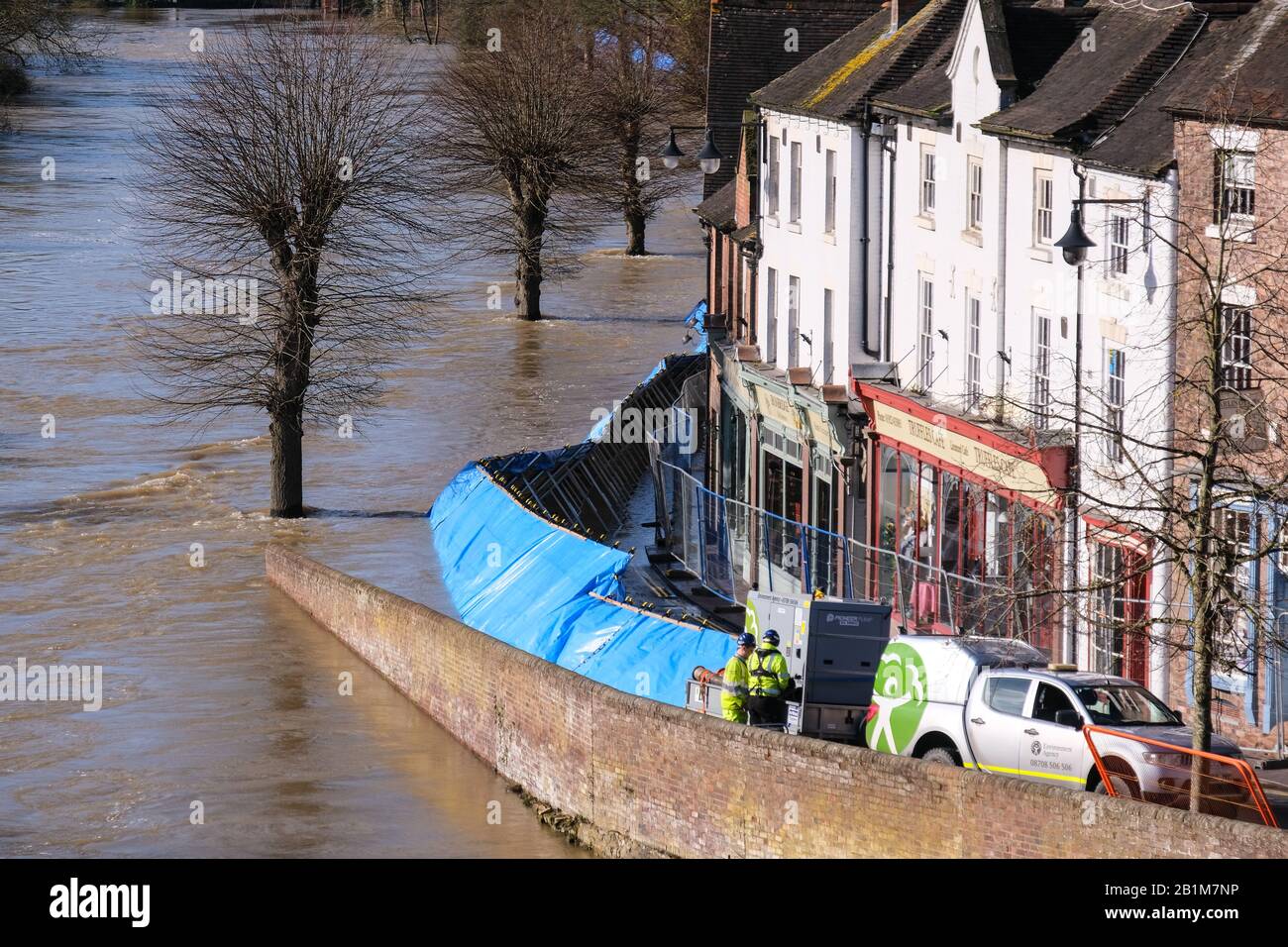 Shrewsbury flooding february 2020 hi-res stock photography and images ...