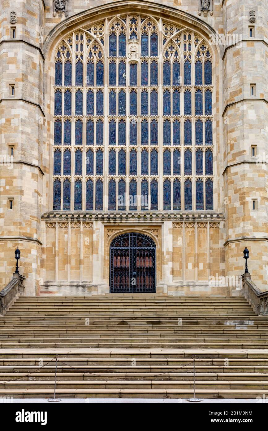 Steps st georges chapel windsor castle hi-res stock photography and ...