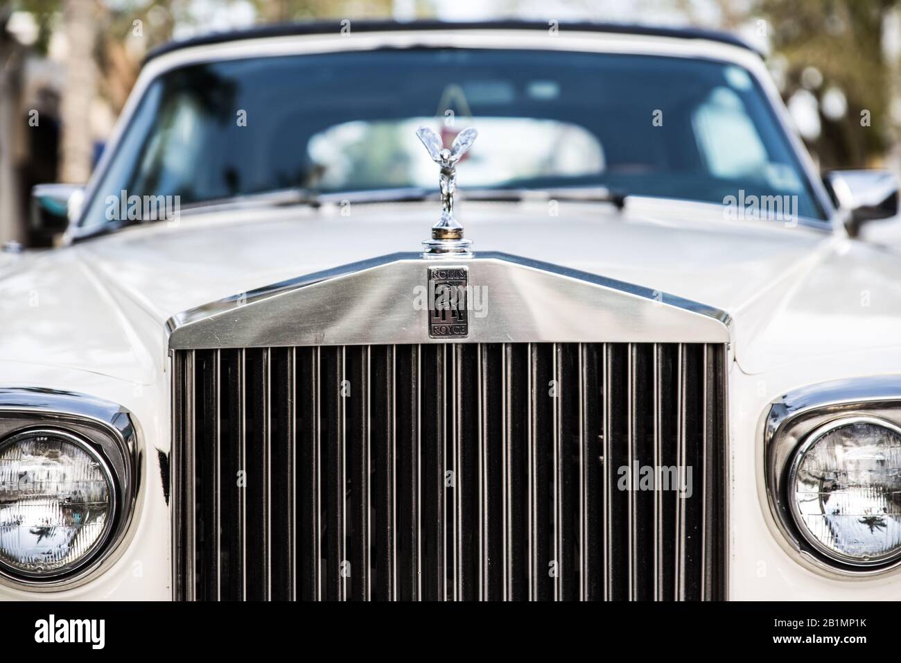Comprare e vendere auto depoca  wwwclassictradercom