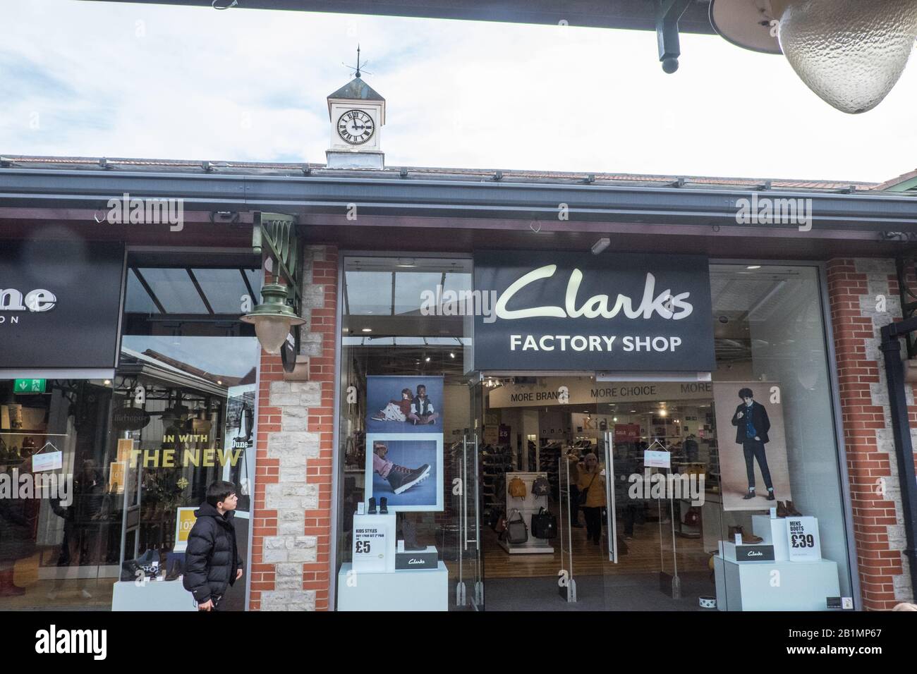 clarks outlet store blackpool