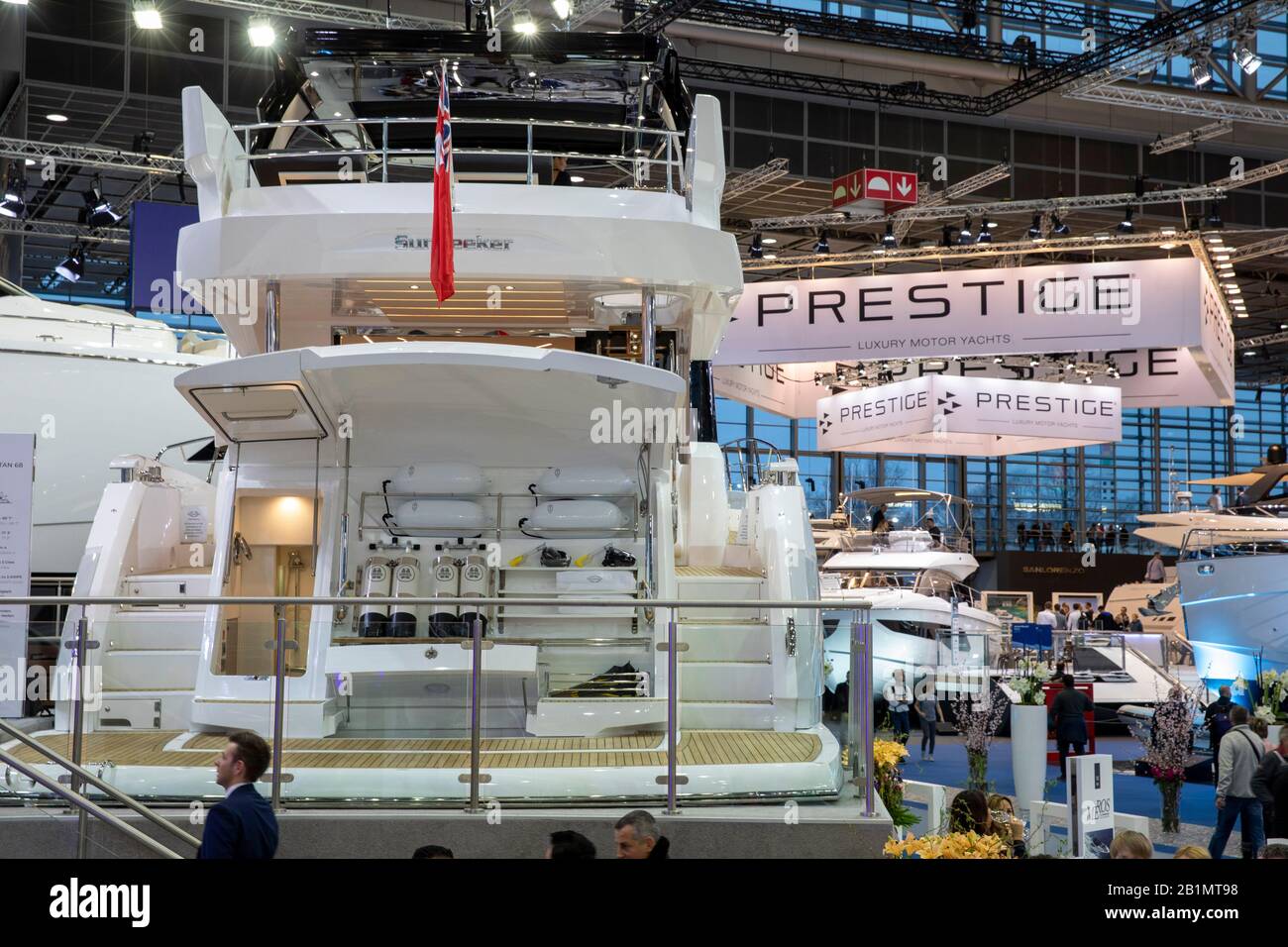 Sunseeker Predator 60 auf der 51. Boot Düsseldorf - Bootsmesse und  Wassersportmesse in der Messe Düsseldorf. Düsseldorf, 19.01.2020 Stock  Photo - Alamy