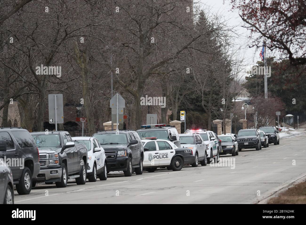 Milwaukee, USA. 26th Feb, 2020. Emergency vehicles on the Highland Blvd. side of Molson Coors corporate area as police respond to active shooter in Milwaukee, Wisconsin on Feb. 26, 2020. Credit: Sipa USA/Alamy Live News Stock Photo