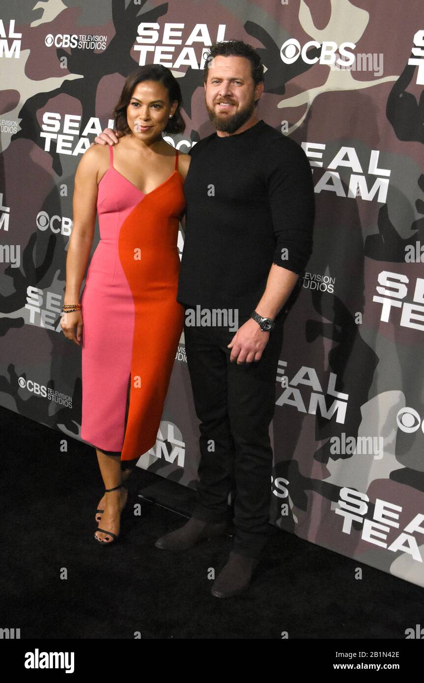 Лизать киска және ол порно видео кончает