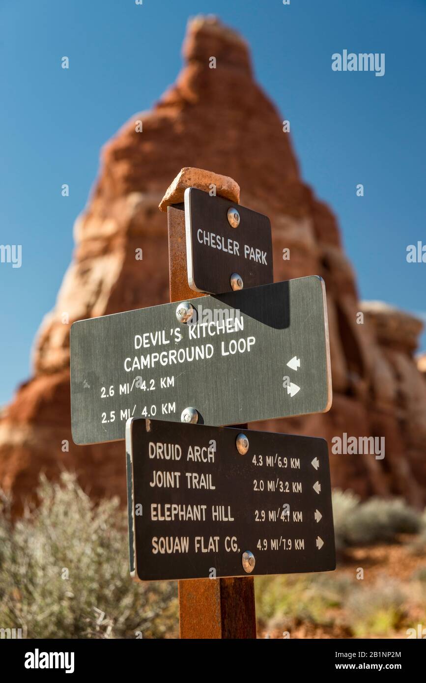 Trail signs in Chesler Park, The Needles section at Canyonlands National Park, Utah, USA Stock Photo