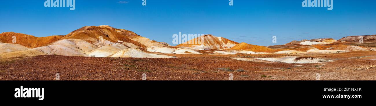 The Breakaways Reserve lies 32km north of Coober Pedy. It consists of colourful low hills which have broken away from the Stuart Range, hence their na Stock Photo