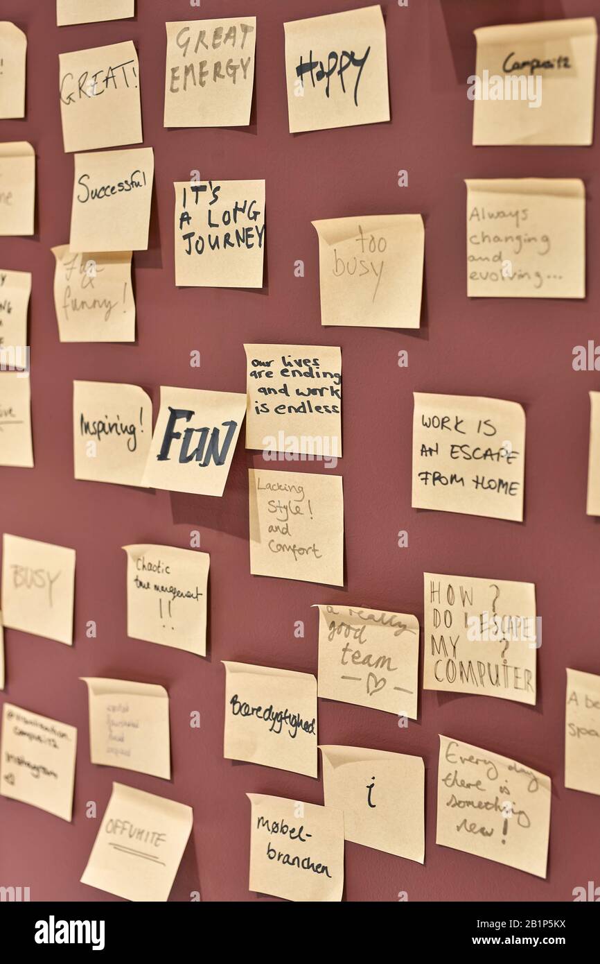 Wine Sticky Notes Wine-red wall with hanging yellow sticky notes Stock Photo - Alamy