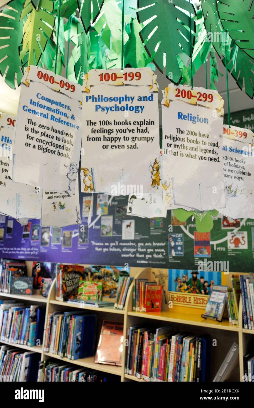 Childrens library hi-res stock photography and images - Alamy