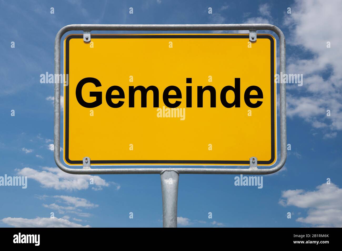 Inscription Gemeinde (community) on a traffic sign, place-name sign Germany, beginning of the town Stock Photo