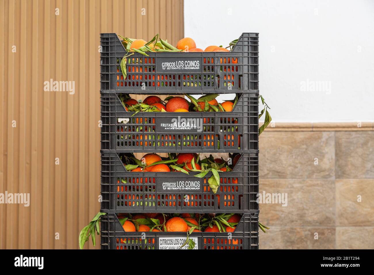 Fruit crates hires stock photography and images Alamy