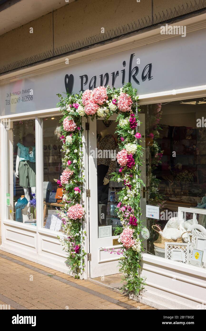 Paprika. A shop in Borough Parade in Chippenham Wiltshire specializing in well-chosen gifts, mostly sourced from British artists and crafts people Stock Photo