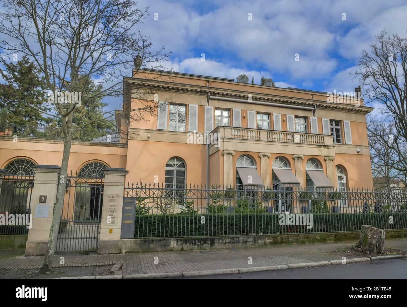 Villa Harteneck, Douglasstraße, Grunewald, Berlin, Deutschland Stock Photo