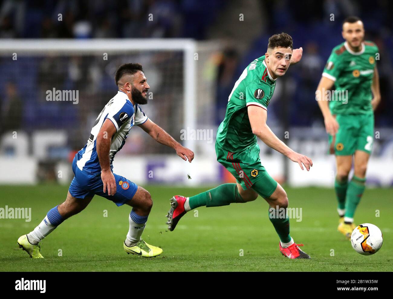 Wolverhampton Wanderers' Max Kilman (right) and Espanyol's Matias Vargas battle for the ball during the Europa League match at the RCDE Stadium, Barcelona. Stock Photo