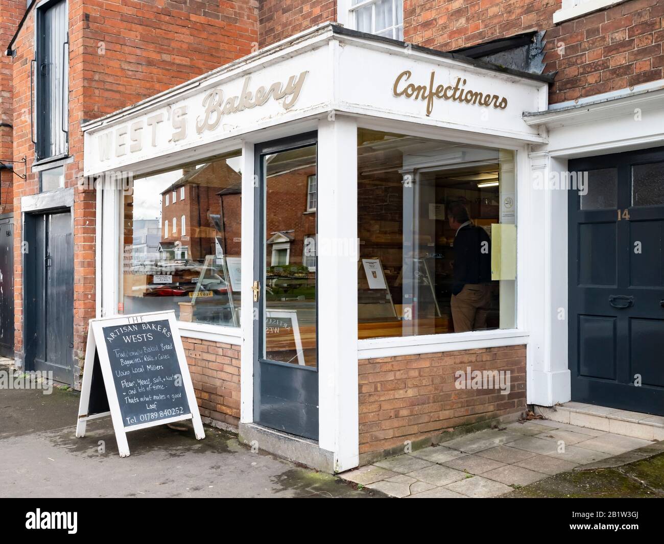 West's Bakery in Wellesbourne, a 100 year old family business baking preservative-free bread and cakes on the premises. Stock Photo