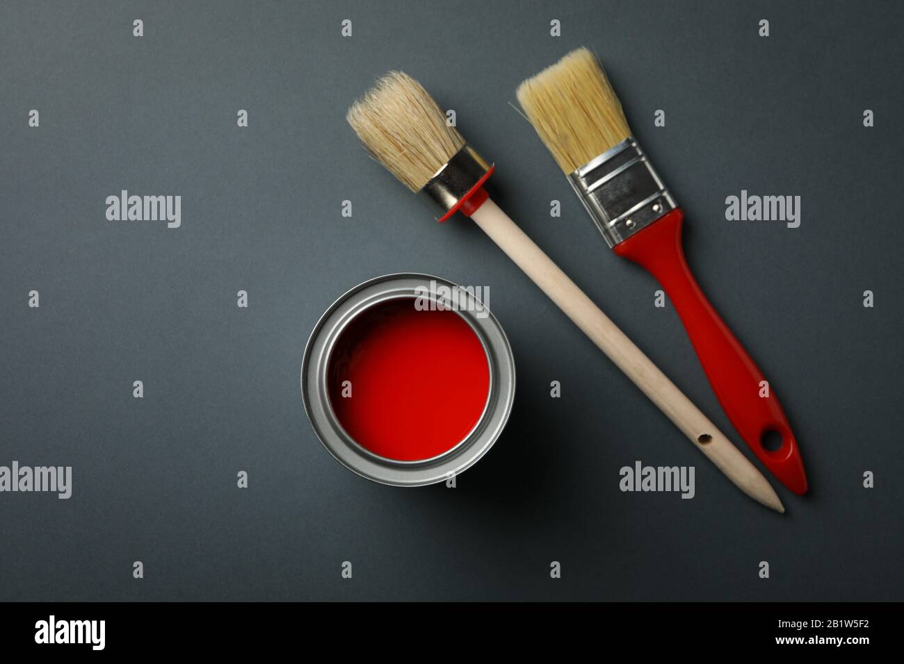 Black acrylic paint can hi-res stock photography and images - Alamy