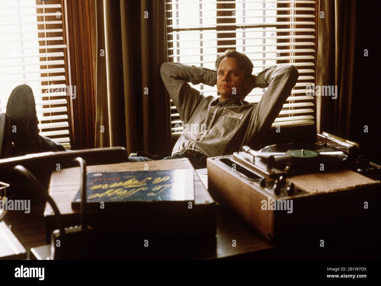 Tim robbins shawshank hi-res stock photography and images ...