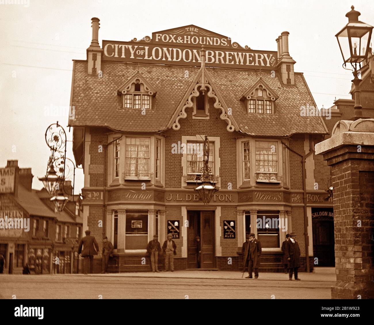 The Fox and Hounds, inn, Croydon,1900's Stock Photo
