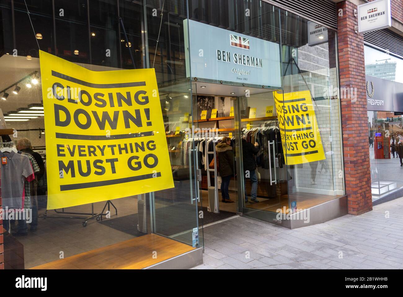 Closing Down sign at Ben Sherman menswear clothing store, Manesty's Lane, Liverpool ONE shopping centre Stock Photo