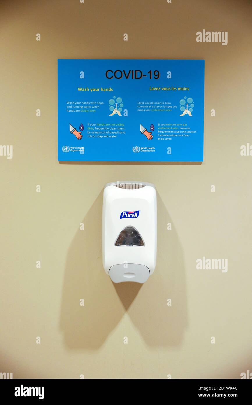 Download Hand Sanitizer Dispenser High Resolution Stock Photography And Images Alamy Yellowimages Mockups