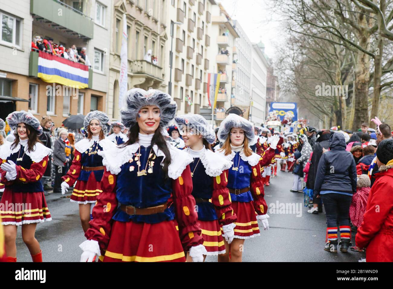 Mainz, Germany. 24th February 2020. Members of the Carneval Club Weisenau Burggrafengarde march in the the Mainz Rose Monday parade. Around half a million people lined the streets of Mainz for the traditional Rose Monday Carnival Parade. The 9 km long parade with over 9,000 participants is one of the three large Rose Monday Parades in Germany. Stock Photo