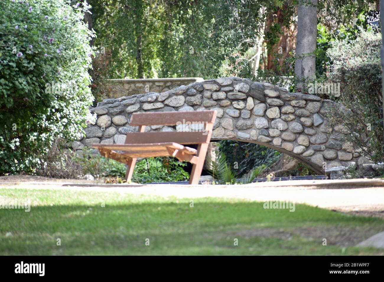 Curved Foot Bridge High Resolution Stock Photography and Images - Alamy