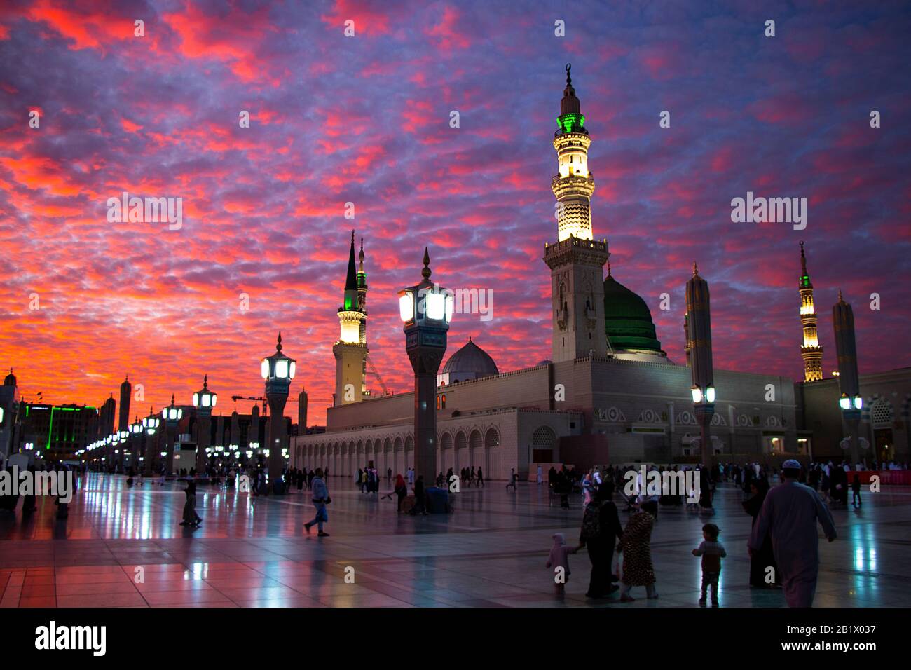 Al Masjid an Nabawi mosque beatuful sunset cloudy - Medina Saudi Arabia 6 jan 2020 المسجد النبوي الشريف المدينة المنورة Stock Photo